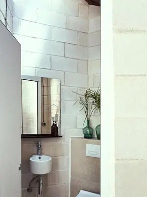 a bathroom with a sink and a mirror at seixurra 31 in A Coruña