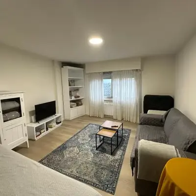 Apartamento DENTRO DE MURALLA y PARKING GRATUITO en pleno centro