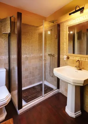 a bathroom with a shower and a sink at Casa Muíñovedro in Chantada
