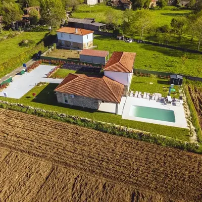 Reverence Villas Carballal
