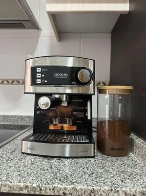 a coffee maker sitting on top of a counter at Increíble dúplex en Lugo in Lugo