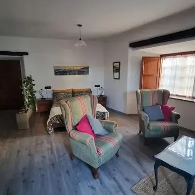 Precioso apartamento con patio centro de Castropol