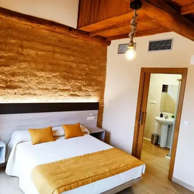 Hostal Restaurante LA SENDA