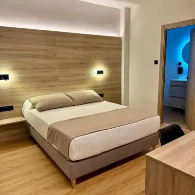Miramar Suites