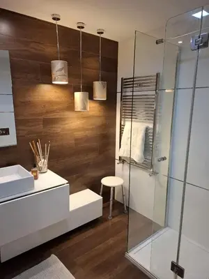 a bathroom with a glass shower and a sink at Duplex A Mosquera by Foroplaza Pleno centro Vistas muralla in Lugo