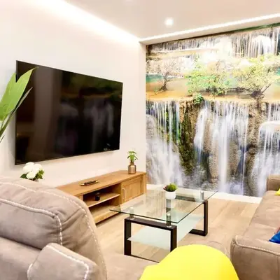 Urban Essences by Lugo Collection