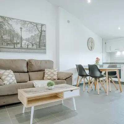 Aida's Apartments