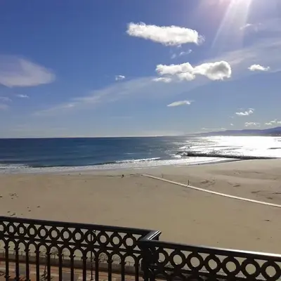 Tres dormitorios con magníficas vistas al mar