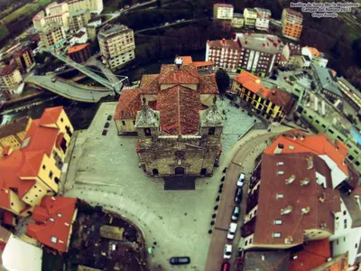 an aerial view of a building in a city at Apartamentos Casa Rosendo in Cangas del Narcea