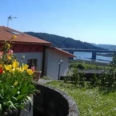 CHALT EN MIÑO CON VISTAS AL MAR