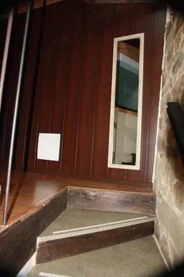 a room with a window and a stair case at Alojamiento Luz de Hadas in Sampil