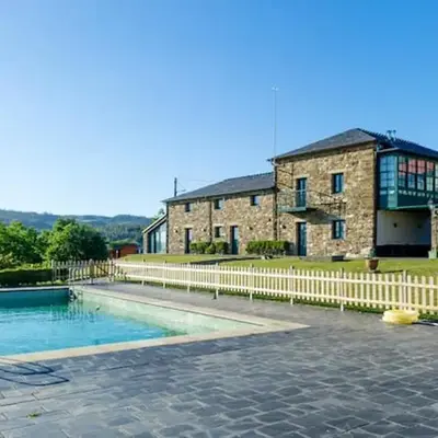 Luxurious Villa in Outeiro - Private Pool