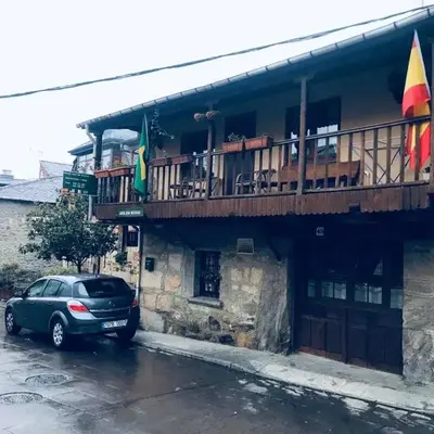 Spacious House in Molinaseca with Mountain View