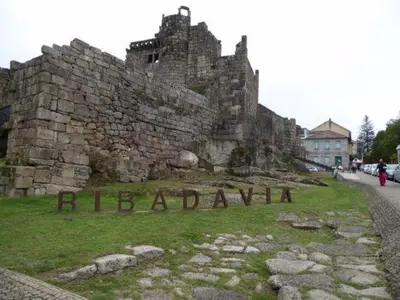 an old castle with the word ireland in front of it at A casa de Mateo in Ribadavia