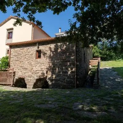 Casa rural completa Río Sarela