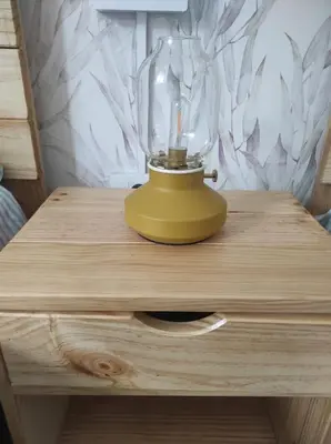 a yellow blender sitting on a wooden table at Casa familiar con finca privada (Orolterra) in Viveiro