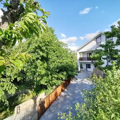 VILLA MAREL