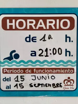 a sign for a horeino on the side of the water at MODERNO PISO CON LA MEJOR TERRAZA DE RIBADEO Y VISTAS MARAVILLOSAS in Ribadeo