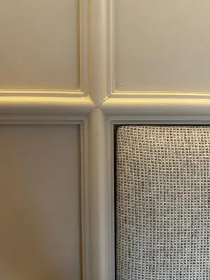 a close up of a corner of a door at De la Osa Hotel in Abres