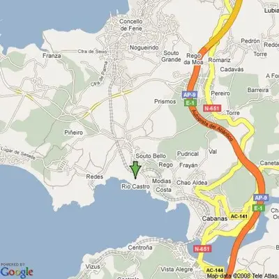 a map of a road with a green marker at Casa con jardín en la playa de Almieiras in Fene